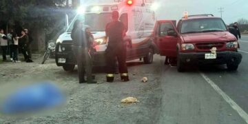 Camioneta atropella y mata a joven en la Carretera a Colombia