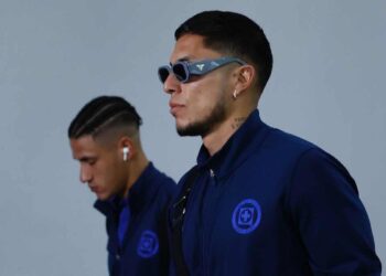 Carlos Salcedo inicia su rehabilitación con la mira en regresar fuerte a Rayados