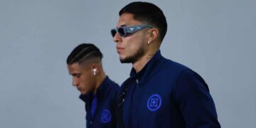 Carlos Salcedo inicia su rehabilitación con la mira en regresar fuerte a Rayados