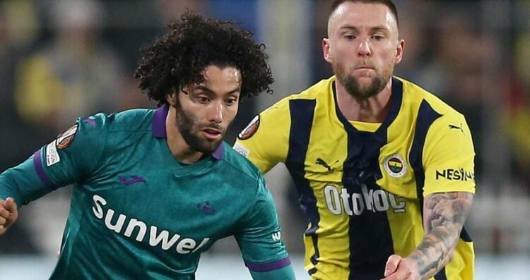 César Huerta debuta en la Europa League con derrota del Anderlecht ante Fenerbahce