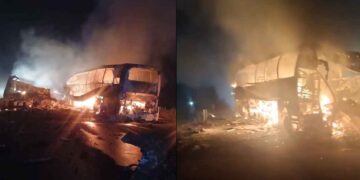 Choca tráiler contra autobús en la carretera Escárcega-Chetumal en Campeche; reportan varios muertos y al menos 10 heridos