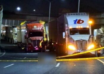 Chofer de tráiler atropella y mata a joven motociclista en la Carretera Nacional