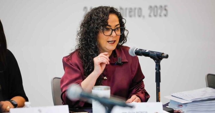 Con la reforma energética, se cumplirá la función social de proveer al pueblo de México de electricidad y gasolina al menor costo posible Olga Sosa