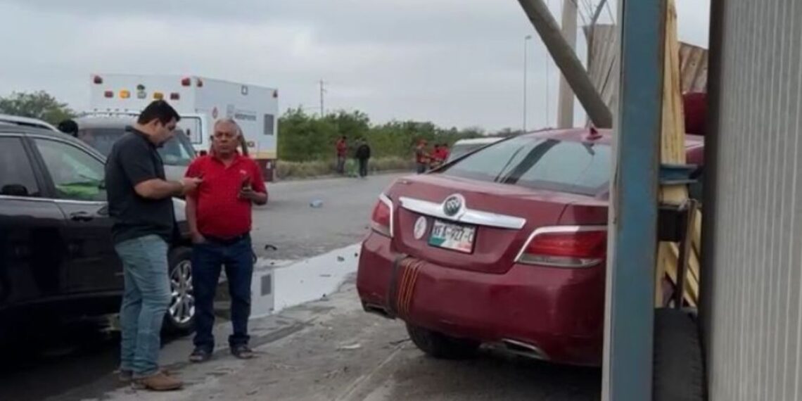 Conductor ebrio provoca accidente en Matamoros y causa daños