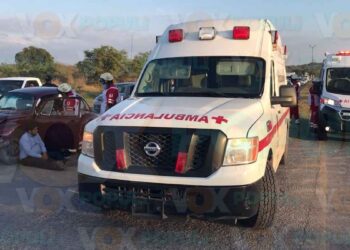 Conductor imprudente choca contra familia en Ciudad Victoria y huye