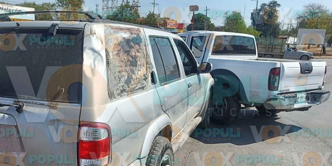 Confusión en semáforo termina en choque con un menor lesionado en Ciudad Victoria