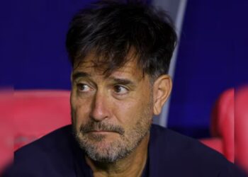 Críticas a Gustavo Lema