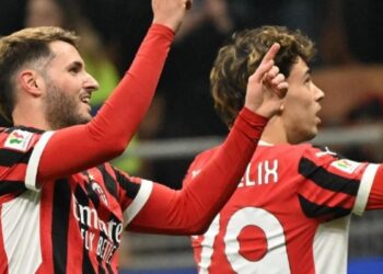 Debut de Santiago Giménez con el Milan