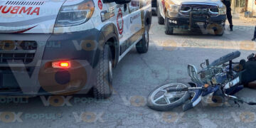 Descuido de motociclista provoca choque en El Mante; resultó herido