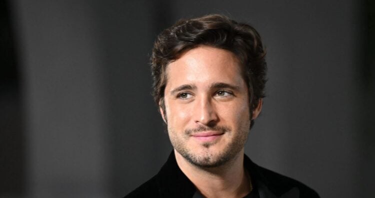 Diego Boneta destaca en la Celebrity Bob Run de OMEGA en St. Moritz