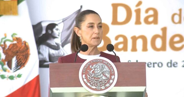 EN VIVO: Claudia Sheinbaum encabeza la ceremonia del Día de la Bandera