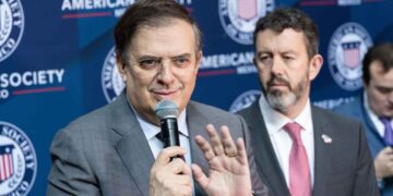 Ebrard aranceles viernes