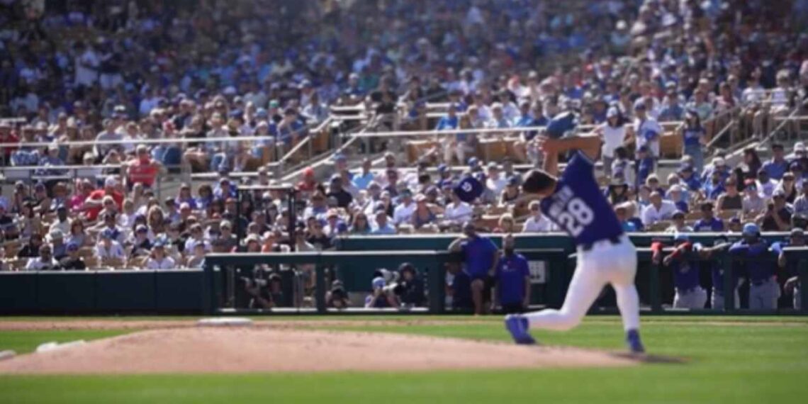 Recibe fuerte pelotazo el lanzador de los Angeles Dodgers VIDEO