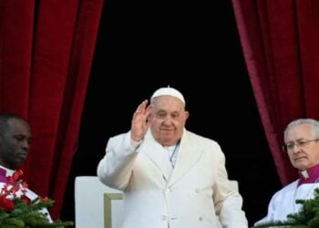 El papa Francisco enfrenta una crisis respiratoria grave, informa el Vaticano