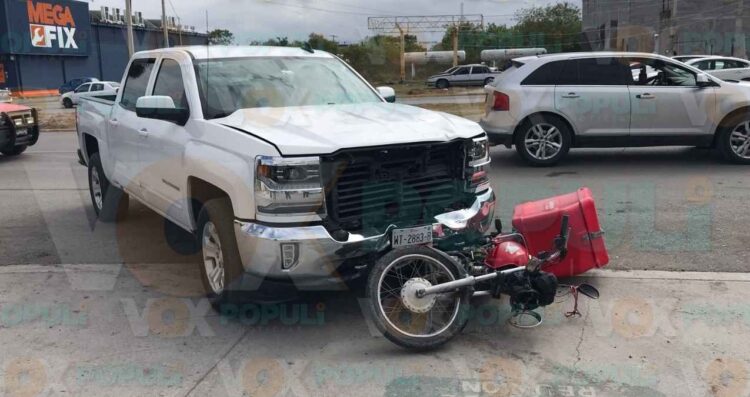 Estudiante atropella a motociclista y lo deja herido en Ciudad Victoria