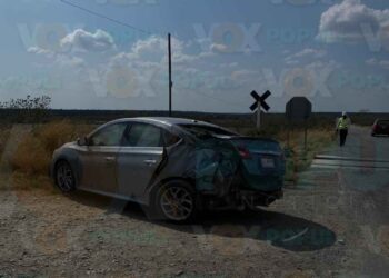 Ferrocarril embiste vehículo de familia en Xicoténcatl, Tamaulipas