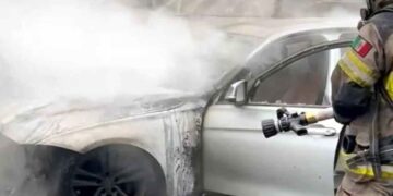 Fuego auto San Pedro