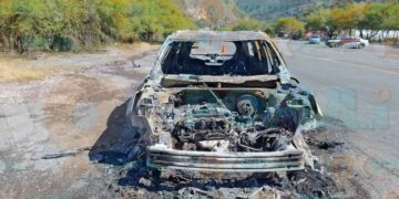 Fuego camioneta Rumbo Nuevo (2)