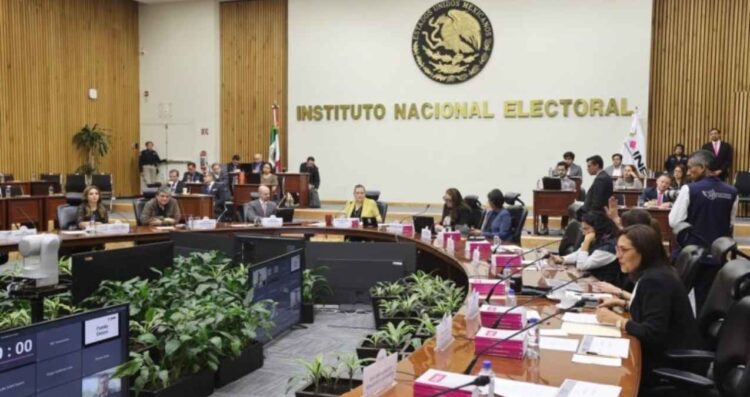 INE advertencia propaganda adelantada