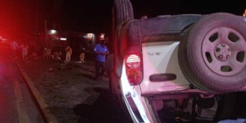 Joven que resultó lesionado en aparatosa volcadura, fallece en hospital de Tampico