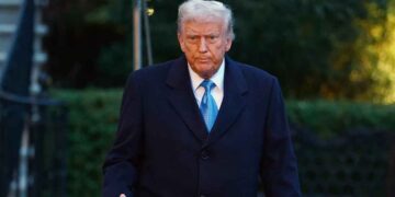 Jueza federal bloquea orden de Donald Trump contra la ciudadanía por nacimiento en EU