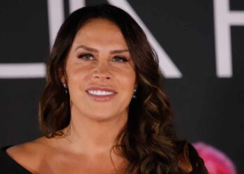 Karla Sofía Gascón asistirá a los Óscar 2025 tras la controversia y apoyo de Netflix