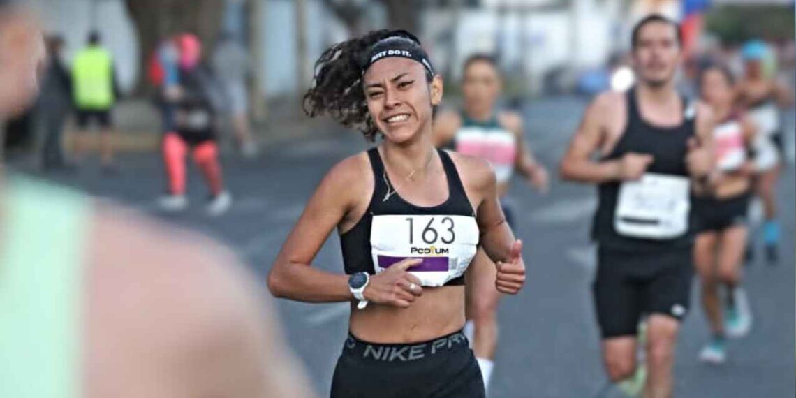 La atleta Lucía Amador sigue su camino a los Sordolímpicos