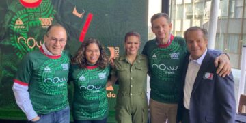 Las Serpientes se preparan para los Juegos Olímpicos 2028 con nuevo jersey