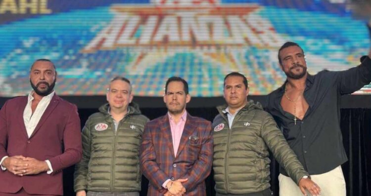 Latin Lover y Alberto del Río se enfrentarán en Triplemanía XXXIII