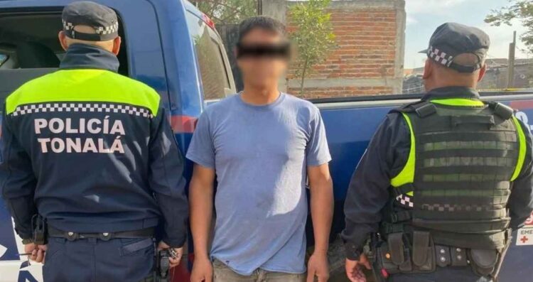 Masculino es privado de su libertad y rescatado por las autoridades en Tonalá, Jalisco