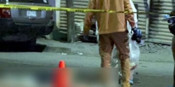 Motociclista pierde la vida presuntamente al derrapar en Monterrey, Nuevo León