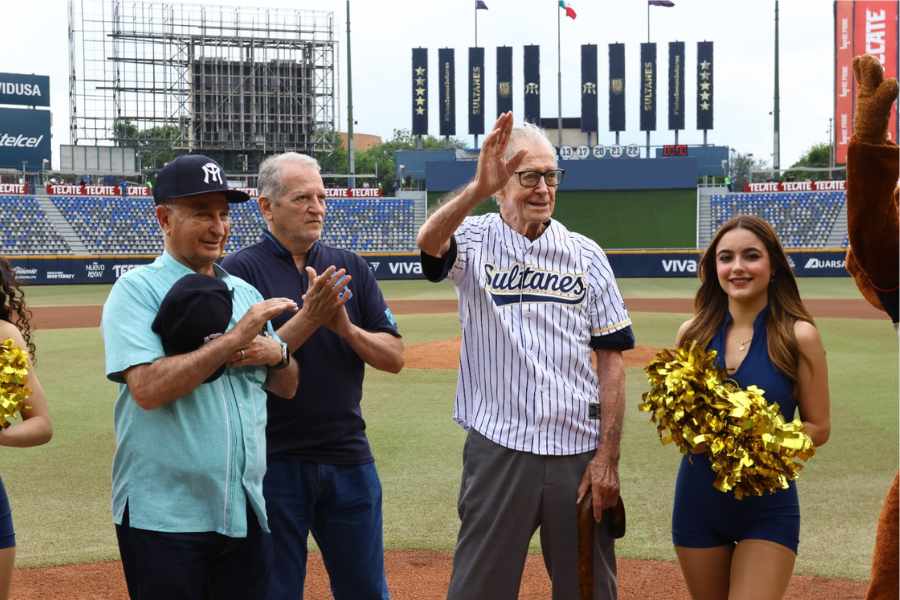 beisbolista Clipper Montemayor