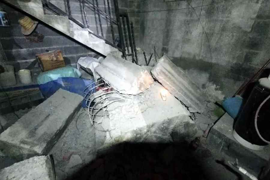 Muere hombre al caerle una escalera de concreto en Guadalupe, Nuevo León