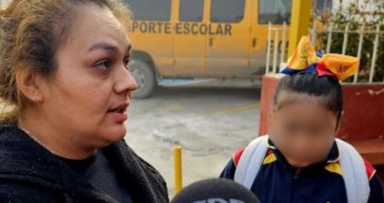 Padres enfrentan a directora de primaria por sacar a niña por no portar uniforme en Matamoros, Tamaulipas