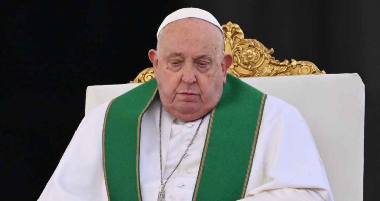 Papa Francisco seguirá hospitalizado: ¿Cuál es su estado de salud este lunes 17 de febrero?