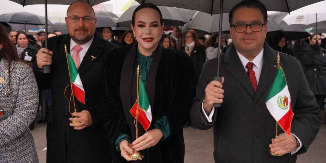 Reafirman la hermandad entre los dos Laredos en la Ceremonia del Abrazo 2025