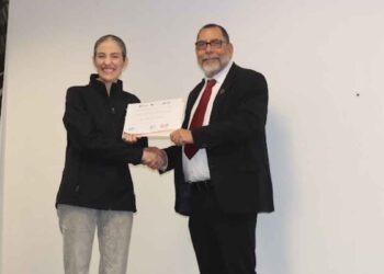Reciben estudiantes de la Universidad Politécnica de la Región Ribereña de Miguel Alemán, taller para emprendedores
