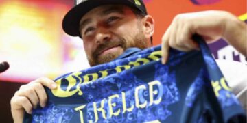Regalan a Travis Kelce camiseta del América antes del Super Bowl LIX: "La usaré con mucho gusto"