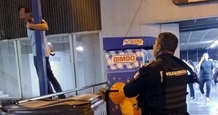 Rescatan a hombre tras intentar lanzarse al vacío en la estación del Metro en Guadalupe, NL