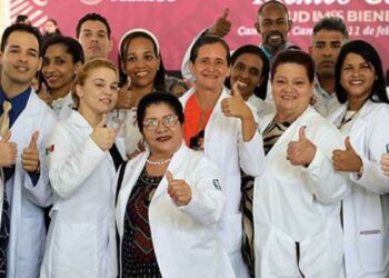 México médicos cubanos