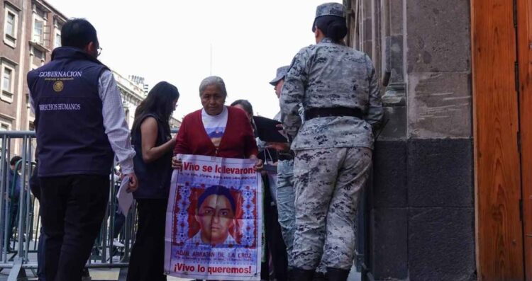 Sheinbaum Ayotzinapa Peña Nieto