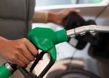 Sin gasolinazos fijan precio de 24 pesos por litro por seis meses