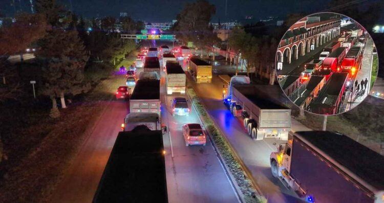 VIDEOS: Grupo de transportistas bloquean la circulación en la autopista México-Pachuca
