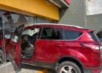 choque contra oxxo en Tampico