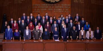 conmemoración del 108 aniversario de la Constitución