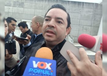 gasolineros obligados vender huachicol