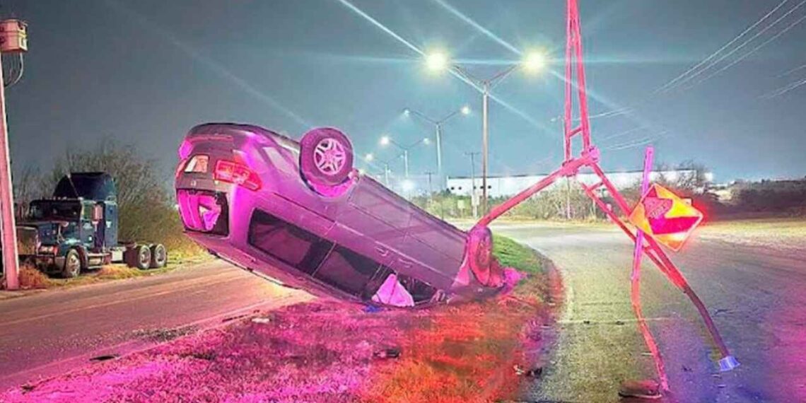 _ ileso volcadura Nuevo Laredo