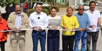 pavimentación en colonia Del Maestro