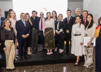 reconocimiento al alcalde Alberto Granados