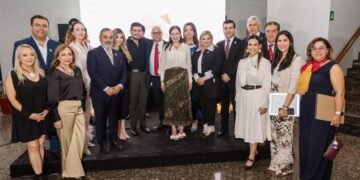 reconocimiento al alcalde Alberto Granados